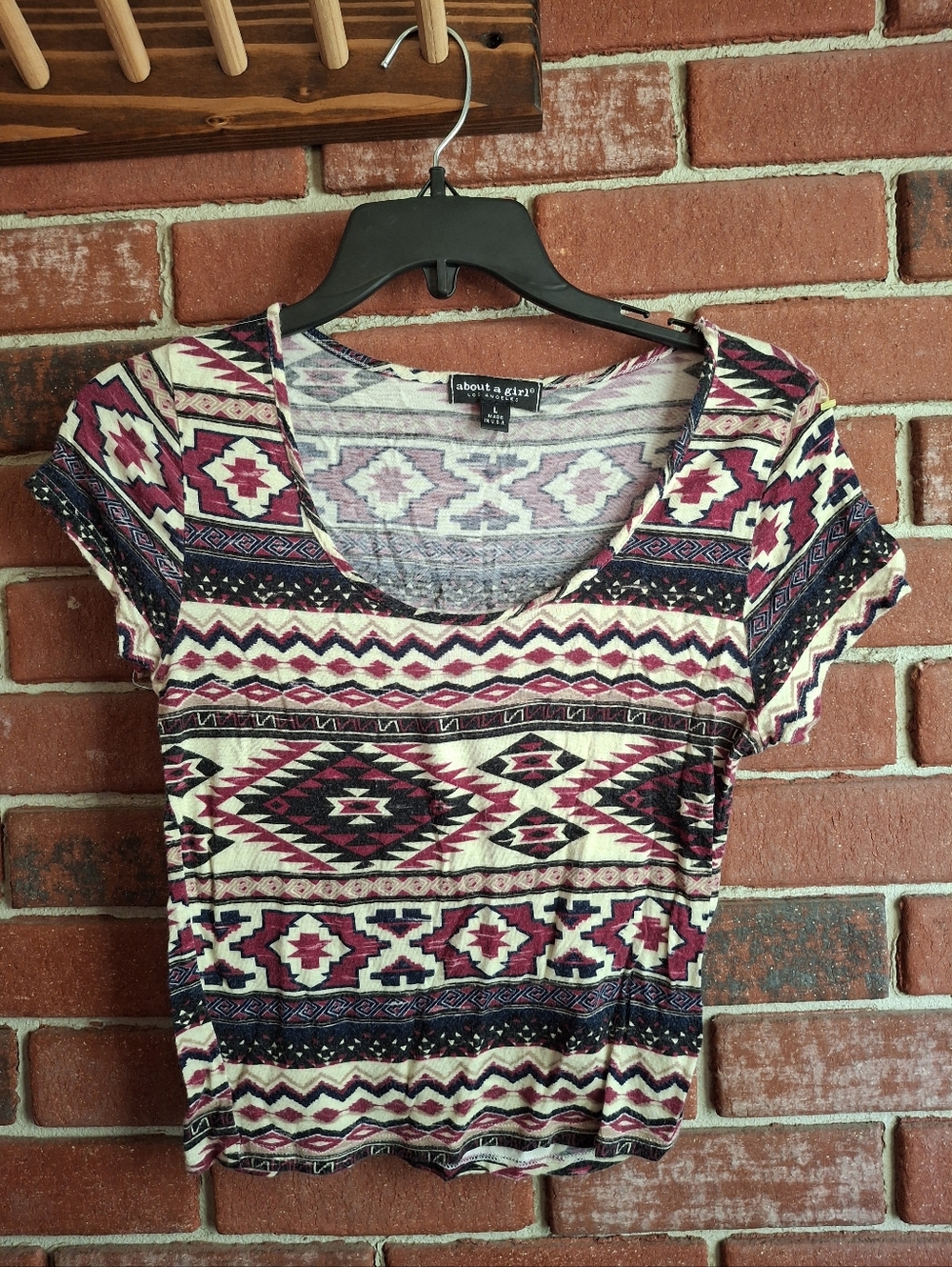 About A Girl Aztec Print Short Sleeve Crop Top